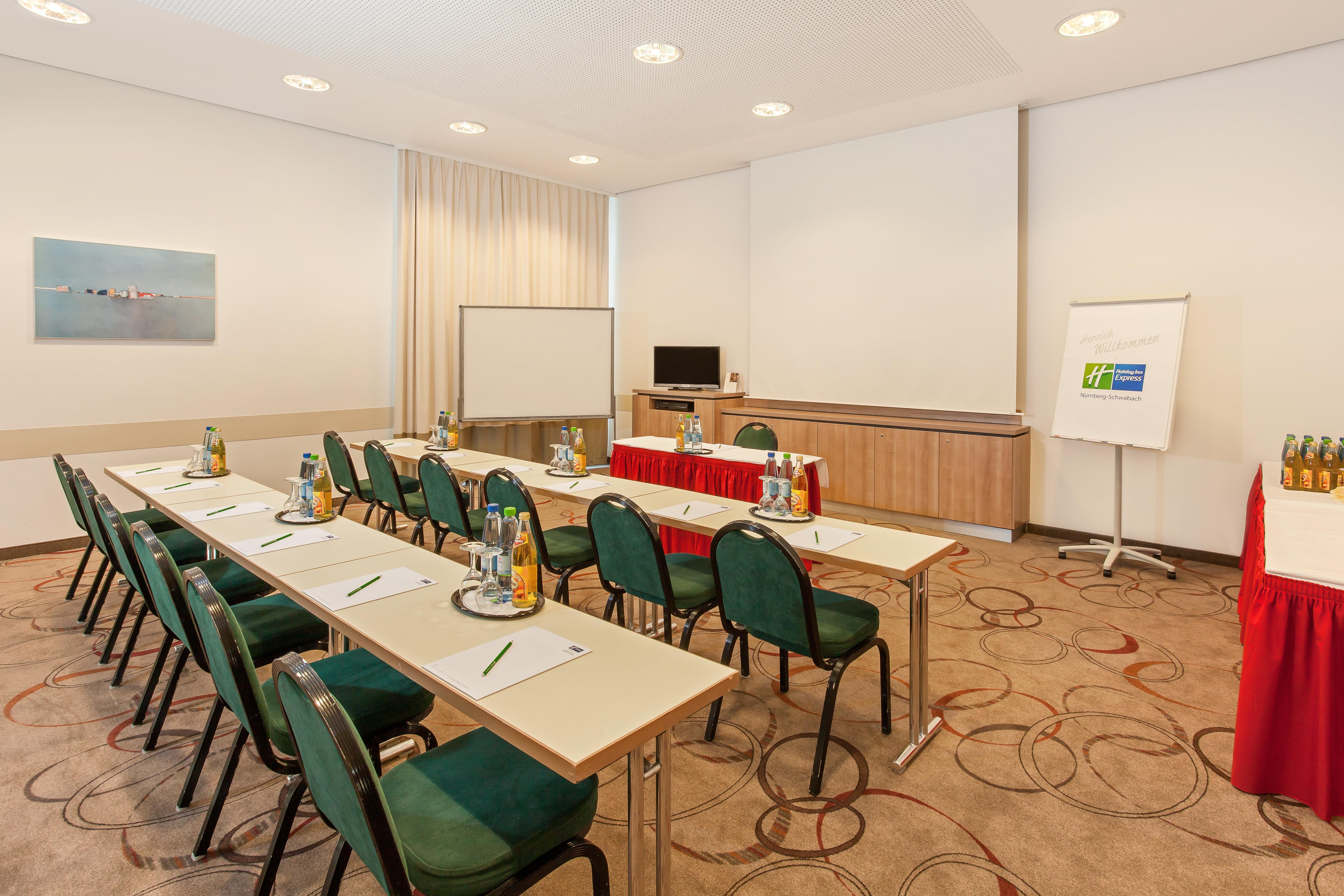 Holiday Inn Express Nuernberg-Schwabach Eksteriør bilde